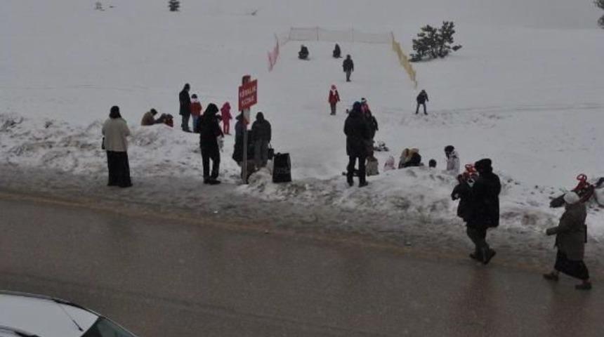 Uludağ'da Kazalara Karşı Tabela Ve Fileli &Ouml;nlem