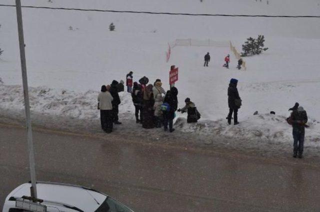 Uludağ'da Kazalara Karşı Tabela Ve Fileli Önlem