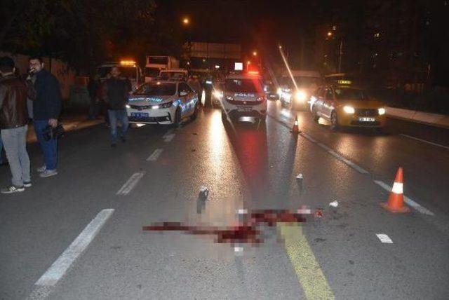 Otomobilin &Ccedil;arptığı Kadın &Ouml;ld&uuml; 3