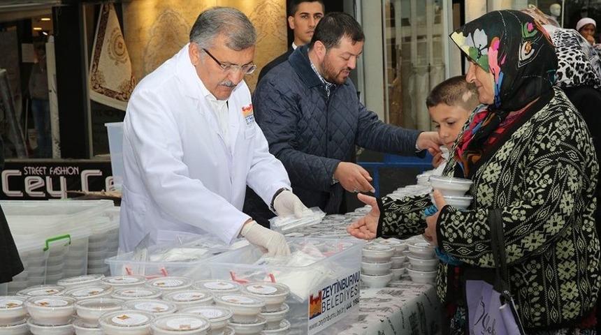 5 Bin Kase Aşure 2 Saatte T&uuml;kendi