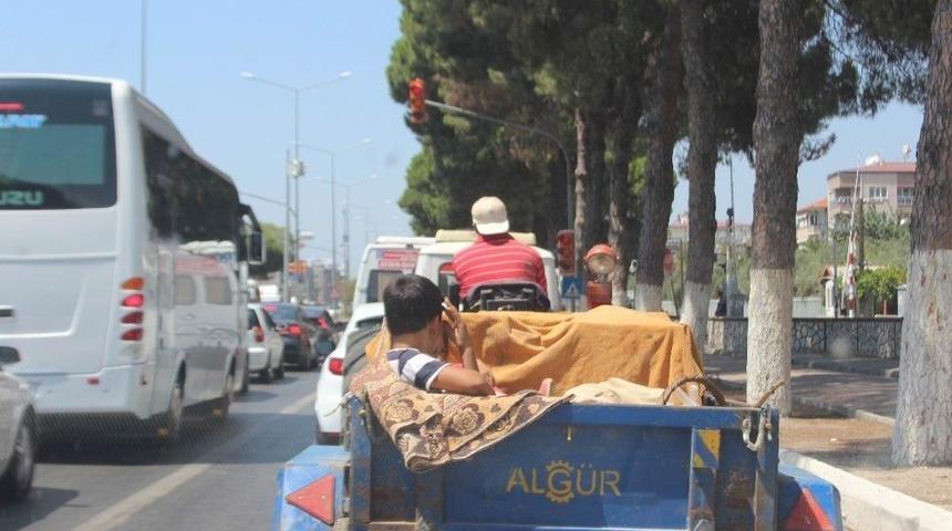 Aydın-izmir Karayolunda Trafik Manzaraları