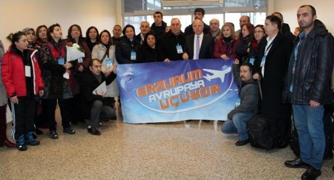 Geleceğimizi Ufku A&ccedil;ık &Ouml;ğretmenler İnşa Edecek