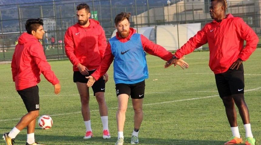 Balıkesirspor&rsquo;da Okan Alkan Kadro Dışı