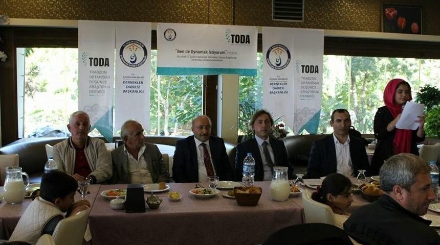 M&uuml;lteci Ailelerin &Ccedil;ocuklarına Y&ouml;nelik &lsquo;ben De Oynamak İstiyorum&rsquo; Projesi Tanıtıldı