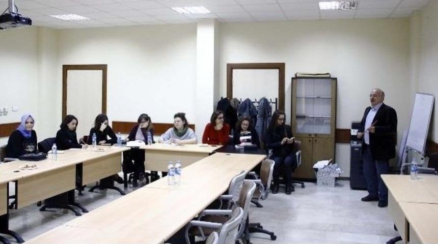 Sa&uuml;&rsquo;de Mimarlık &Ccedil;alıştayı D&uuml;zenlendi