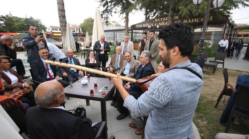 Konya&rsquo;nın Fikir, Sanat Ve K&uuml;lt&uuml;r Adamları Beyşehir&rsquo;i Gezdi
