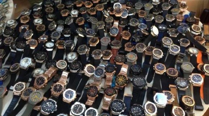 Taklit Saat Ve G&ouml;zl&uuml;k Operasyonu...