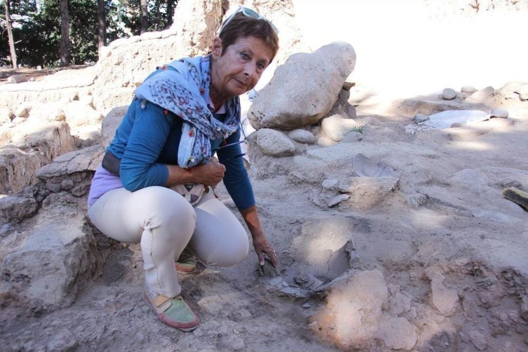 9 Bin Yıllık Yumuktepe&rsquo;den Tarih Fışkırıyor