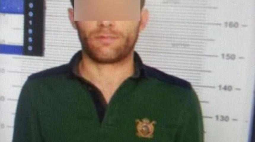 Kendini &Ouml;ğretmen Olarak Tanıtıp &Ccedil;ocukları Taciz Etti