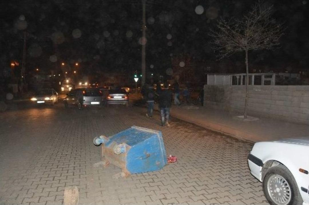 Kobani Kutlamasında Olay &Ccedil;ıkaran Gruba Polis M&uuml;dahalesi