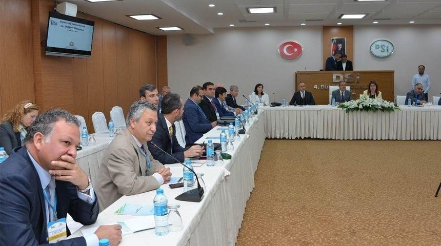 Diş Hekimliği Dekanlar Konseyi, Konya&rsquo;da Buluştu