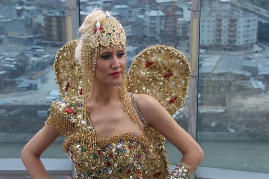 (&ouml;zel Haber) D&uuml;nyanın En Pahalı Gelinliği Bursa&rsquo;da