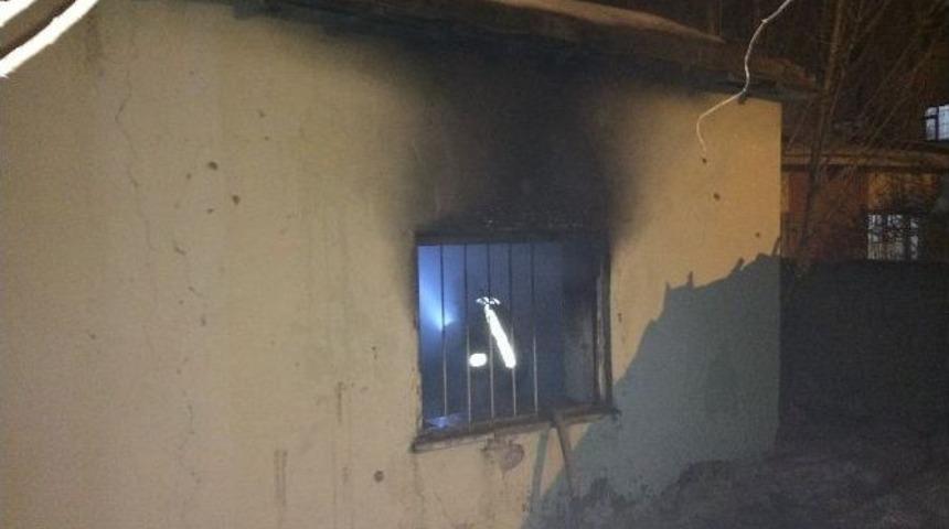 Van&rsquo;da Boş Evde Yangın