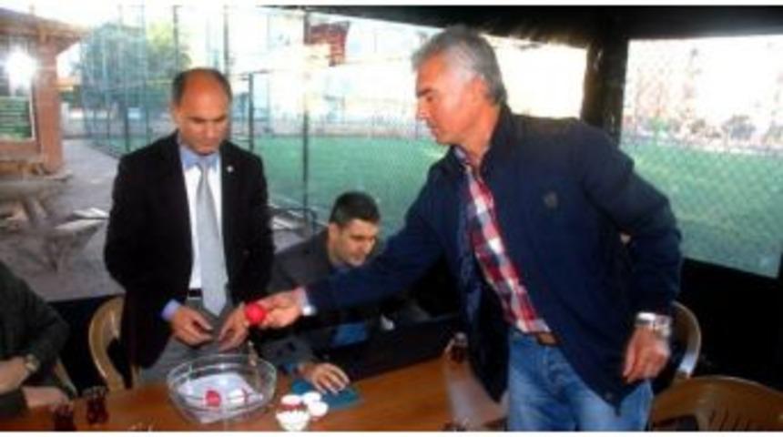 Play-off Kura &Ccedil;ekimleri Yapıldı