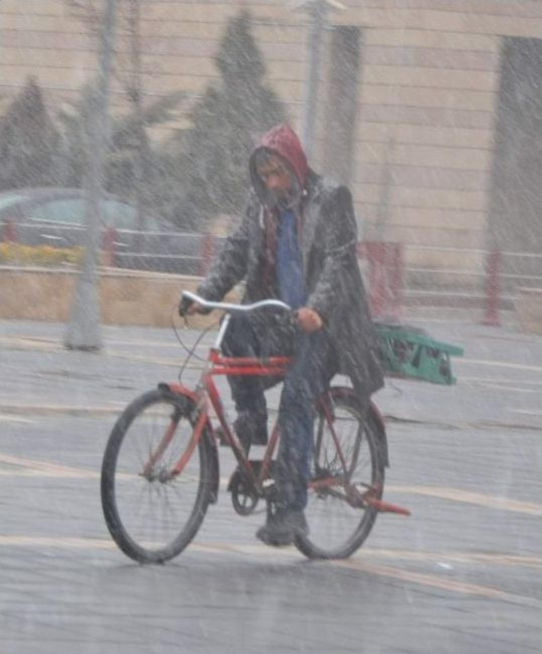 Kayseri&rsquo;de Yoğun Kar Yağışı Etkili Oldu