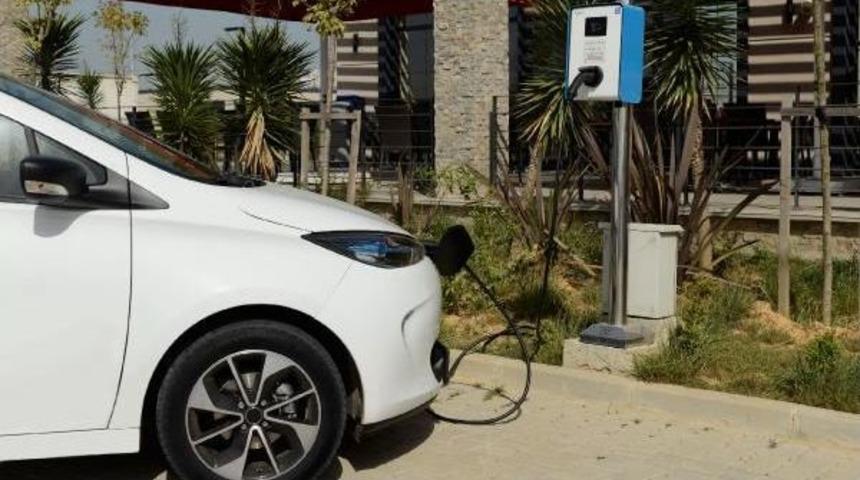 Kuzey &Ccedil;evre Otoyolu&rsquo;Nda Elektrikli Ara&ccedil;lara &Uuml;cretsiz Şarj