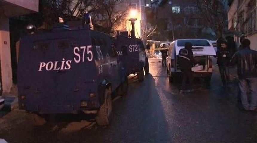 Maltepe'de Sopalı, Bı&ccedil;aklı, Palalı Kavga:2'si Ağır 3 Yaralı