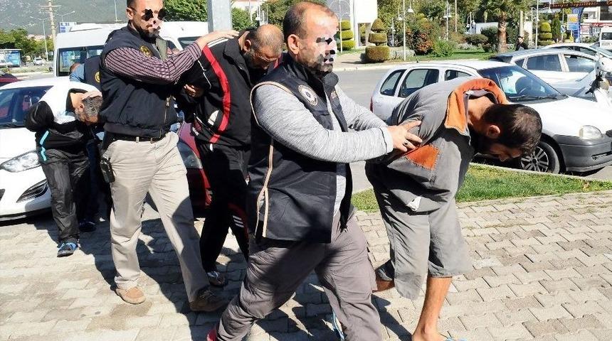 Suriyeli Pkk&rsquo;lı Ve 3 Gemi M&uuml;rettebatı Adliyeye Sevk Edildi