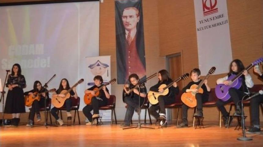 &Ccedil;odam&rsquo;lı K&uuml;&ccedil;&uuml;k M&uuml;zisyenler Yeteneklerini Sergiledi