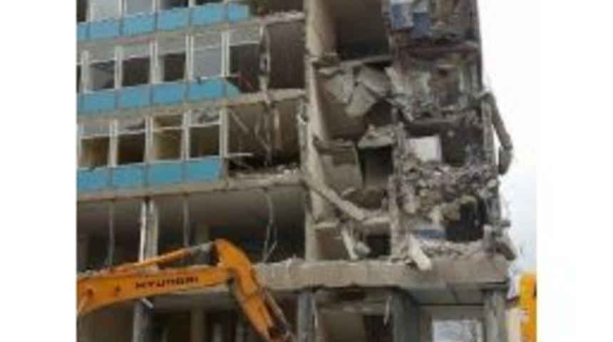 Eski Hükümet Binası Yıkım İşlemleri Başladı