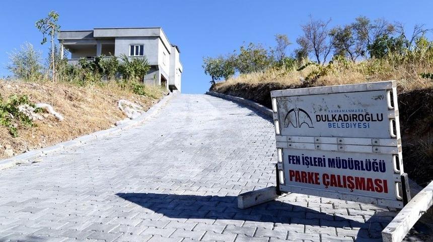 Dulkadiroğlu&rsquo;ndan Kırsal Mahallelere 400 Bin Metrekare Kilit Parke