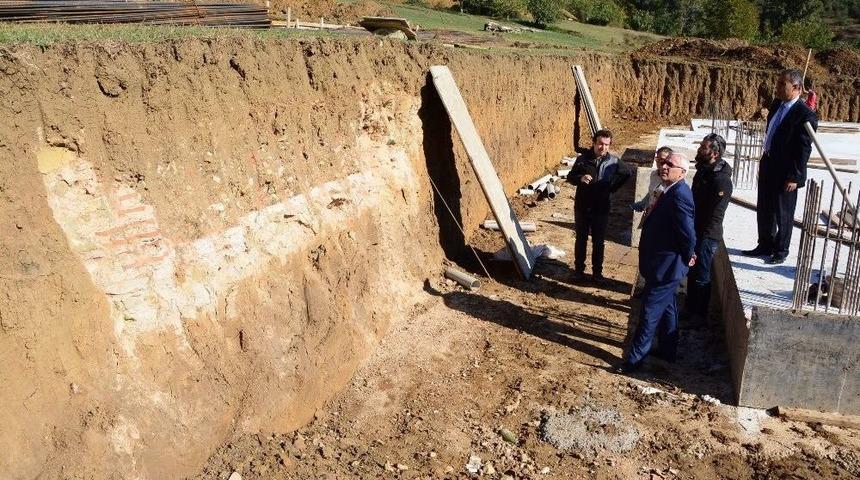 İnşaat Kazısında &Ccedil;ıkan Tarihi Kalıntılar İncelemeye Alındı