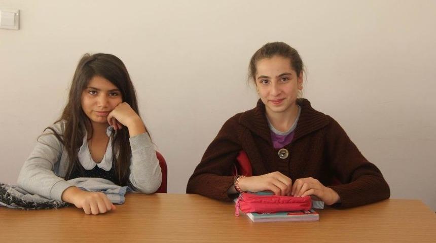 Engelli &Ccedil;ocuklarına Ev &Ouml;devi Desteği