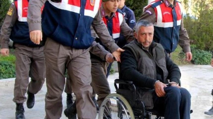 &Ccedil;ifte Cinayette 3 Ş&uuml;pheli Adliyeye Sevk Edildi