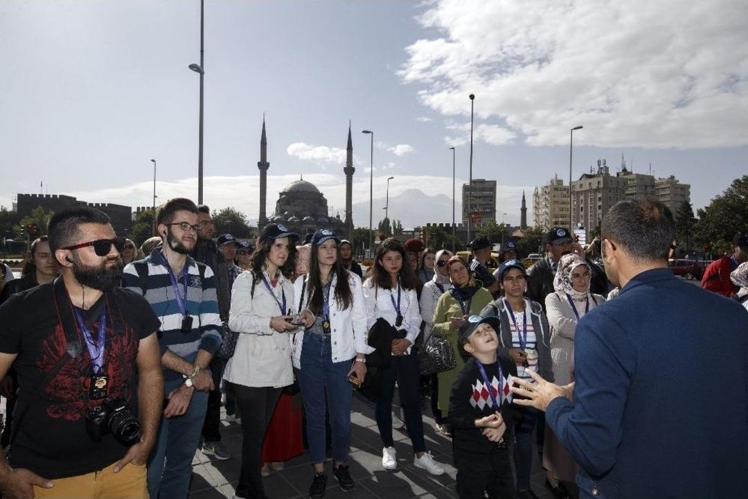 K&uuml;lt&uuml;r Yolu&rsquo;nda K&uuml;lt&uuml;r Gezisi