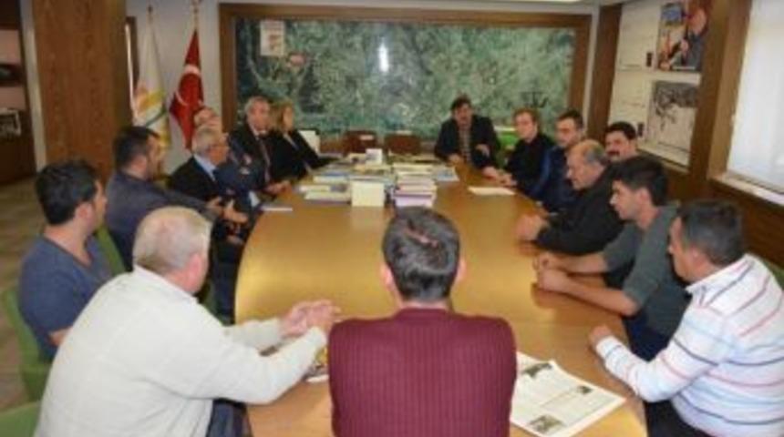 Gedizli Kasaplardan, Belediye Başkanı Saraoğlu&rsquo;na Teşekk&uuml;r Ziyareti