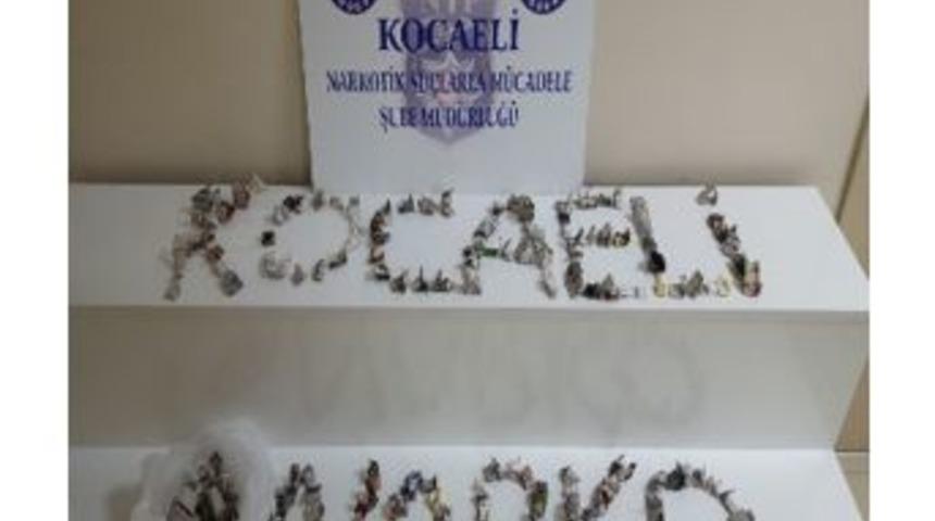 Kocaeli&rsquo;de 433 Gram Bonzai Ele Ge&ccedil;irildi