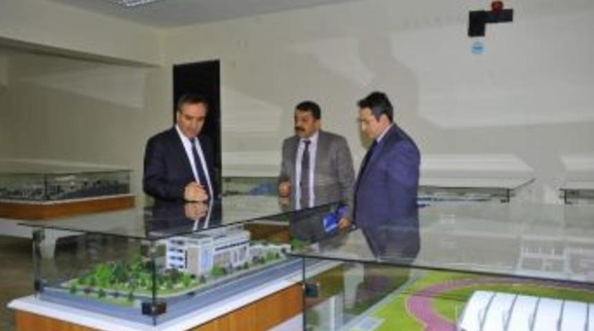 &Ccedil;i&ccedil;ekkdağı İl&ccedil;esine Yeni Myo Binası