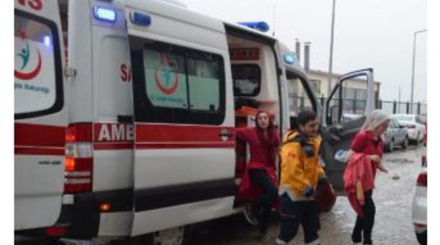 Ordu'da 4 Öğrenci Yemekten Zehirlendi