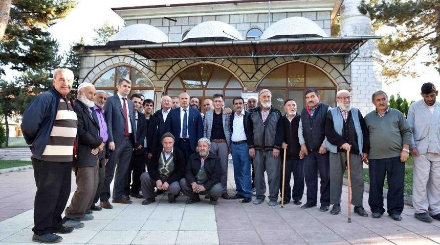 Başkan Arslan, S&uuml;mer Mahallesi Sakinleriyle Bir Araya Geldi