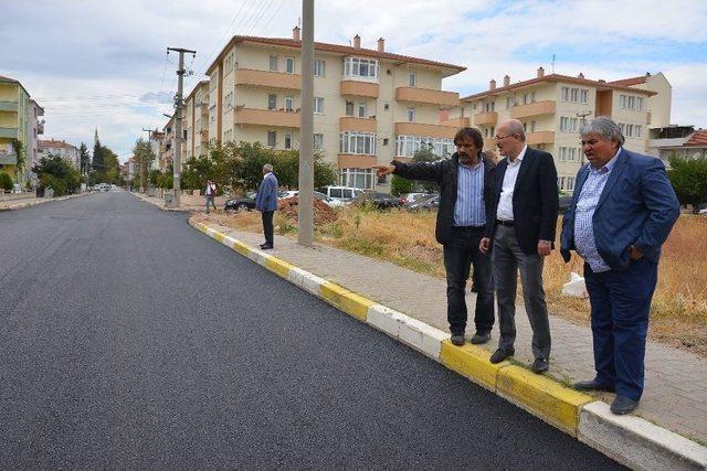 Altıeylül’de Asfalt Çalışmaları Devam Ediyor