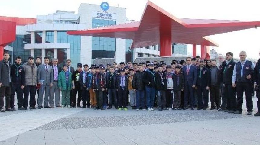 Gen&ccedil;, İzcileri Ağırladı