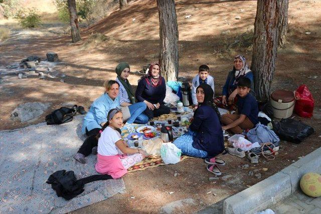 Bitlisli Anne Ve &Ccedil;ocuklar Unutulmaz Bir G&uuml;n Yaşadı 2