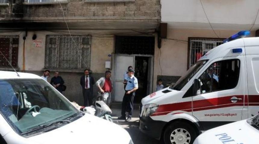 Yalnız Yaşadığı Evde Ölü Bulundu