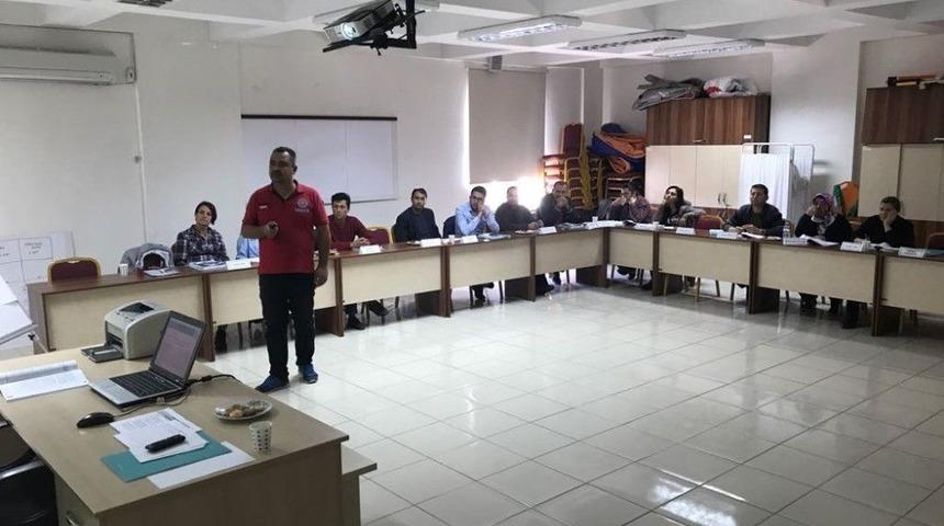 Sağlık&ccedil;ılara &rsquo;acil Durum&rsquo; Eğitimi
