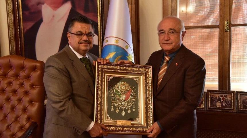 Eski Tbmm Başkanı Cemil &Ccedil;i&ccedil;ek İle Başkan Yağcı Bir Araya Geldi