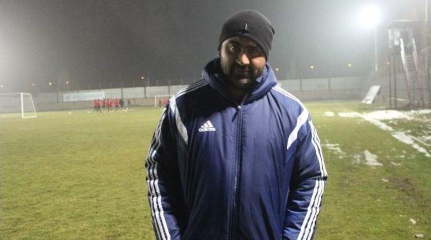 &Uuml;mit &Ouml;zat, Antalyaspor Kul&uuml;b&uuml;ne Cevap Vermeye Hazırlanıyor