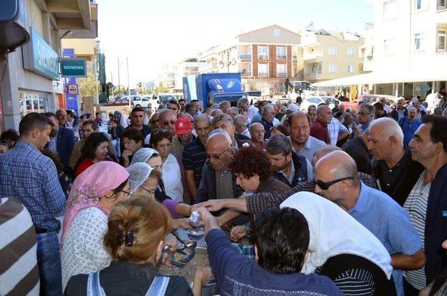 Didim Chp’nin Aşure Günü Yoğun İlgi