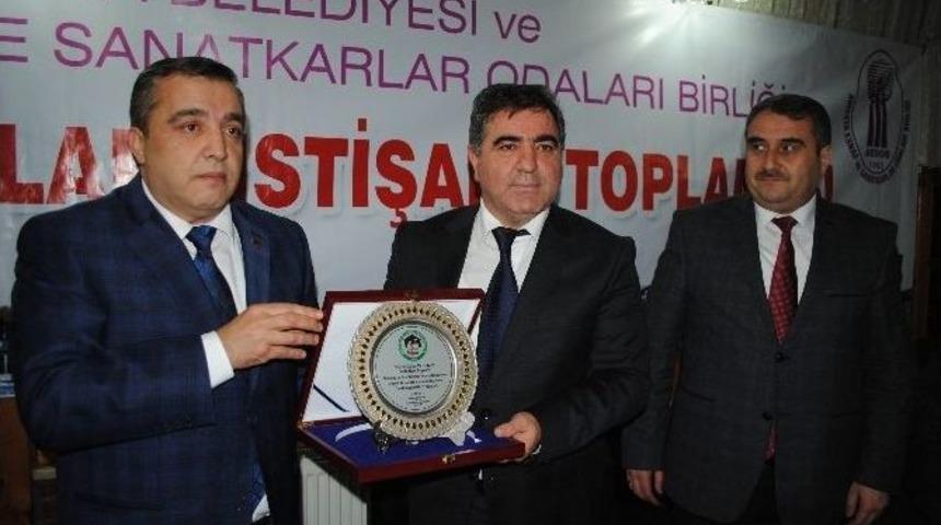 Amasya Belediyesi Esnafla İstişareye Devam Ediyor