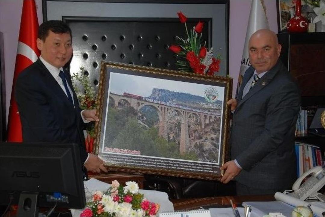 Karaisalı-kazakistan Yakınlaşması