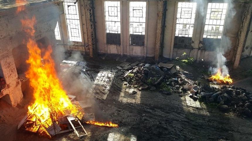 İtfaiye Ekiplerinden Yangın Tatbikatı