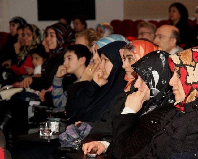 ’doktor Anneler Yetiştirme’ Semineri Düzenlendi