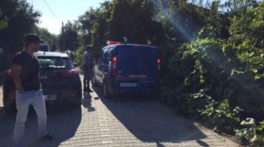 Yakalanacağını Anlayan Ter&ouml;rist Kendini Patlattı