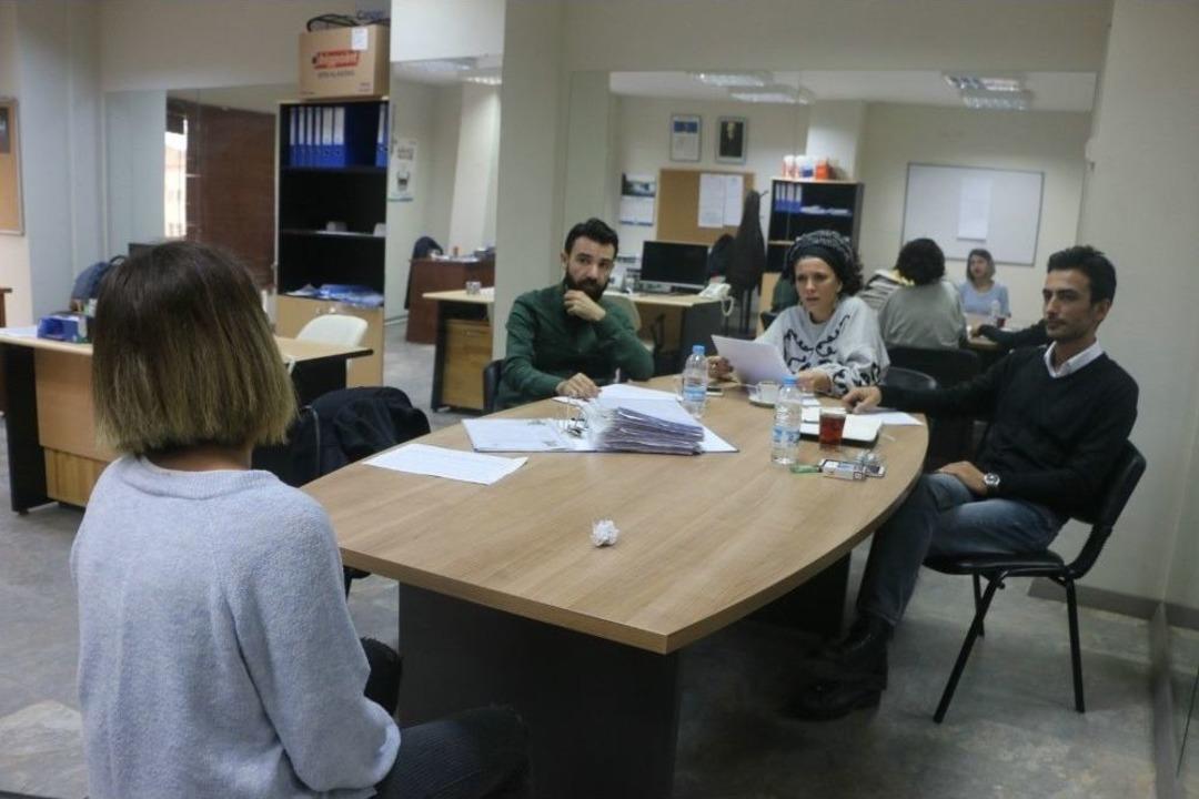 Odunpazarı Belediyesi Tiyatro Se&ccedil;melerinde Ter D&ouml;kt&uuml;ler