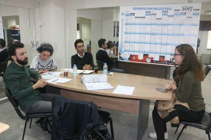 Odunpazarı Belediyesi Tiyatro Seçmelerinde Ter Döktüler G1