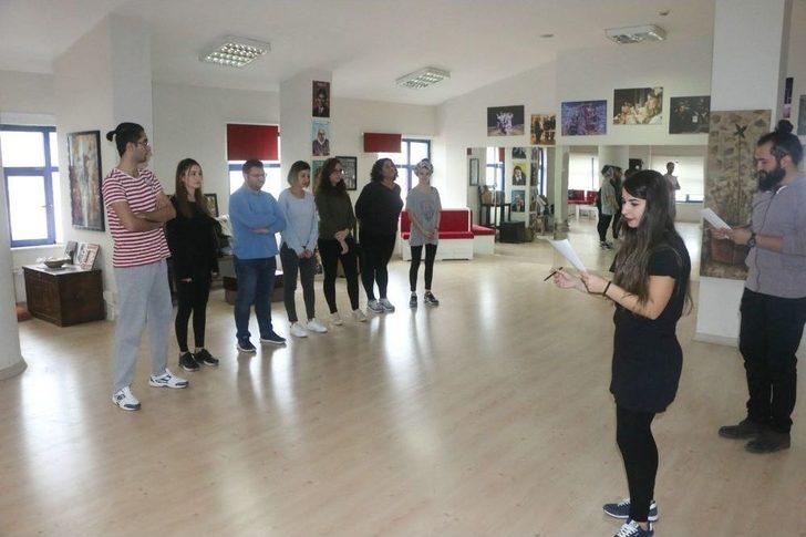 Odunpazarı Belediyesi Tiyatro Seçmelerinde Ter Döktüler G2